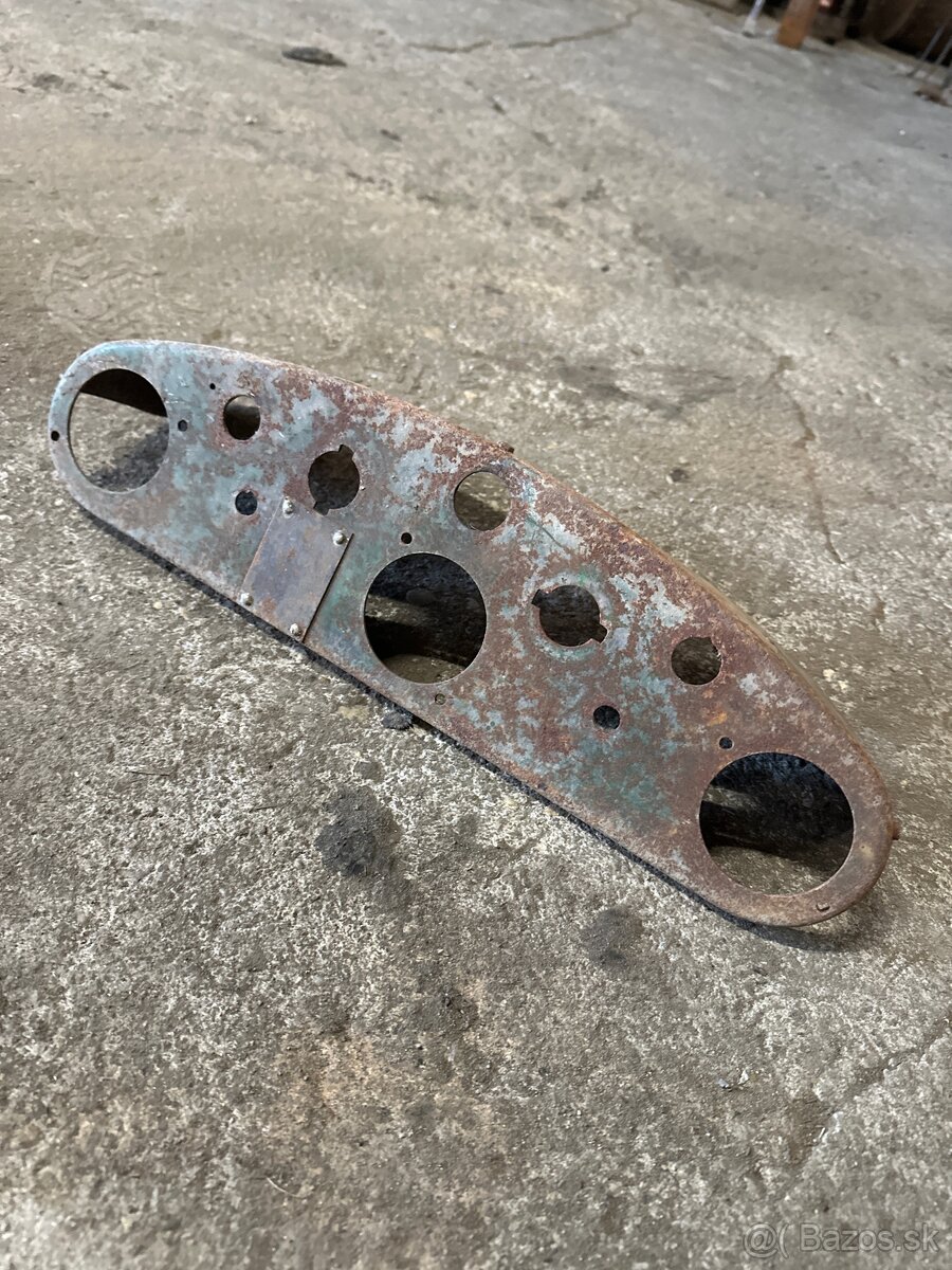 Prístrojová doska Zetor 25 - 2