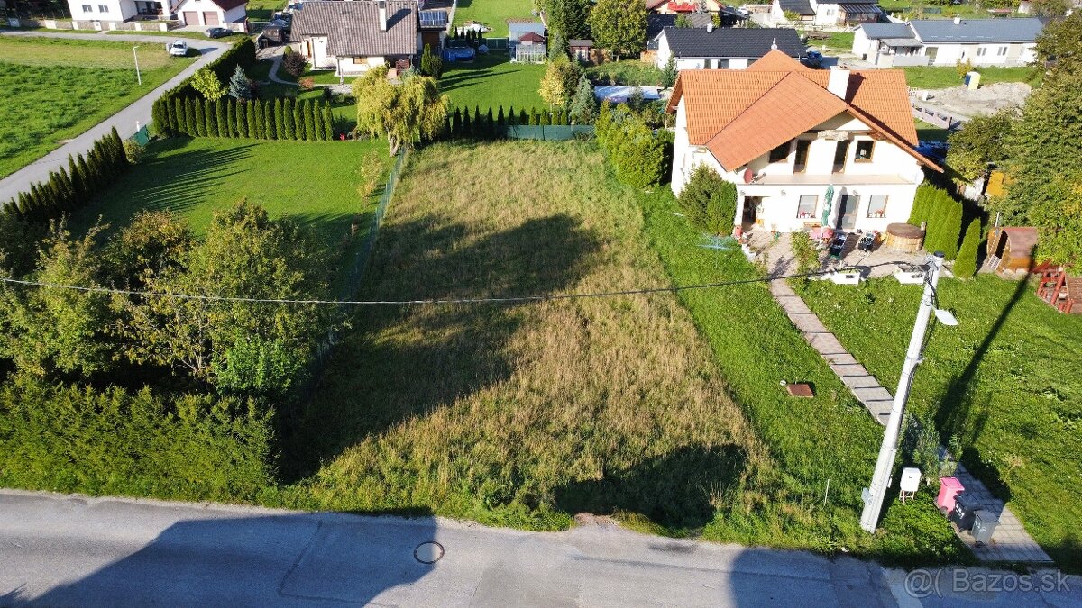 Pozemok vo Valči - 2