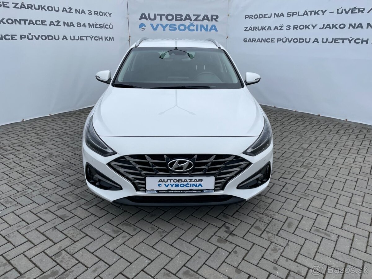 Hyundai i30 Com. 1.6CRDi ČR SMART+ 1.maj Tažné - 2