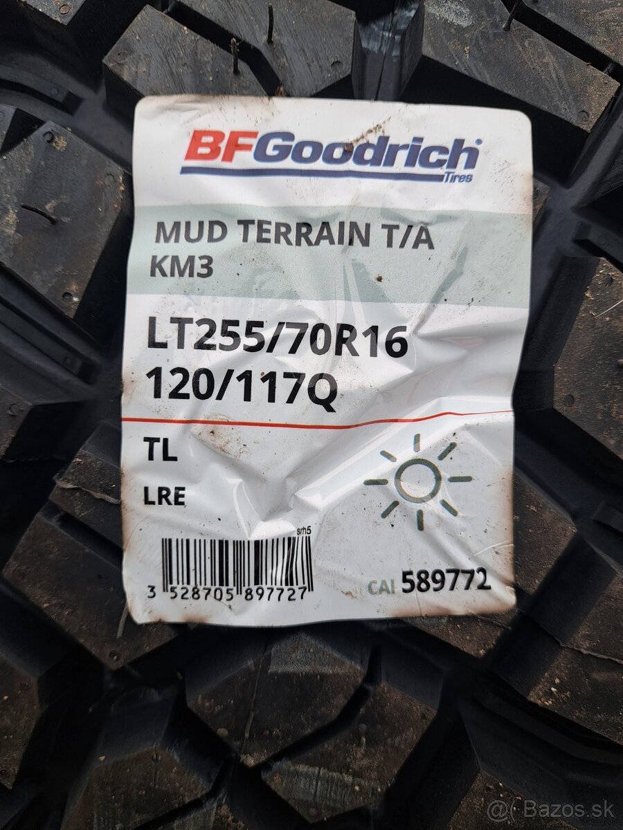 BFGoodrich Mud Terrain 255/70 R16 - 2