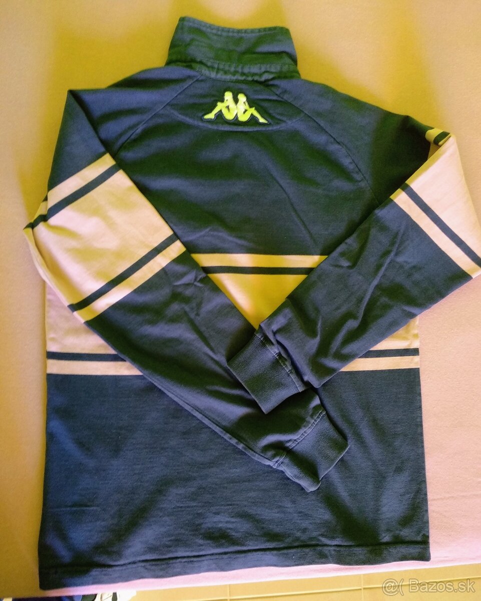 Kappa s dlhým rukávom. - 2