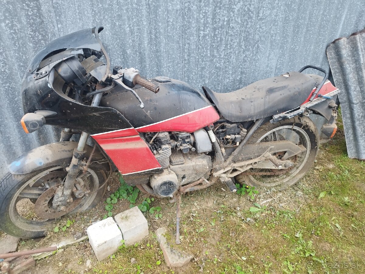 Predám Kawasaki GPZ 550 1985 - 2