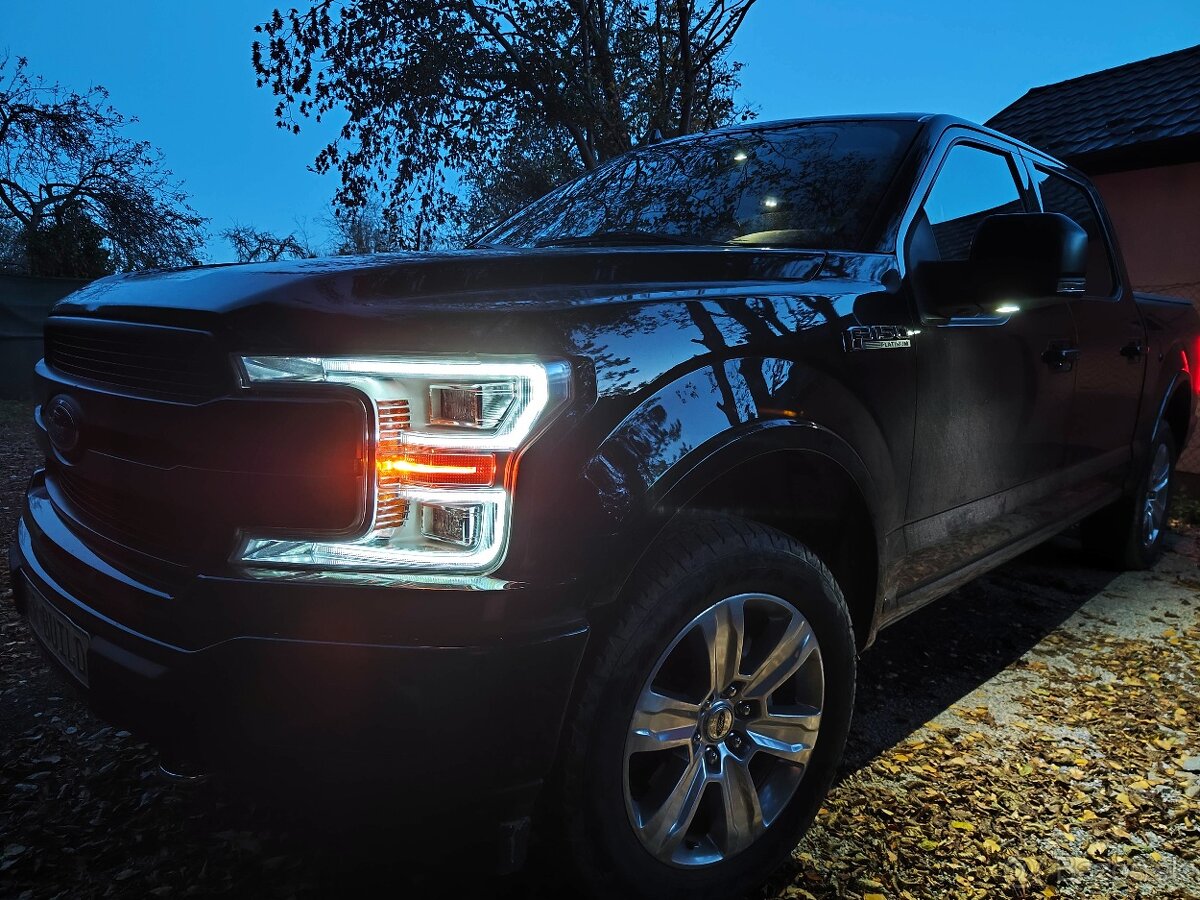 Predám USA pickup Ford F150 PLATINUM 2020