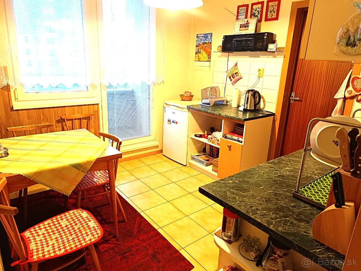 REZERVOVANÝ Predaj, trojizbový byt Turzovka - 2