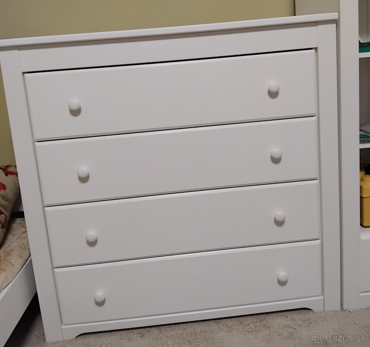 KOMODA a POLICOVÁ SKRIŇA - rezervované - 2