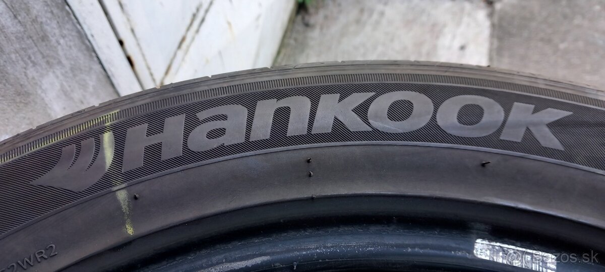 Letne pneu 215/55 r18 - 2