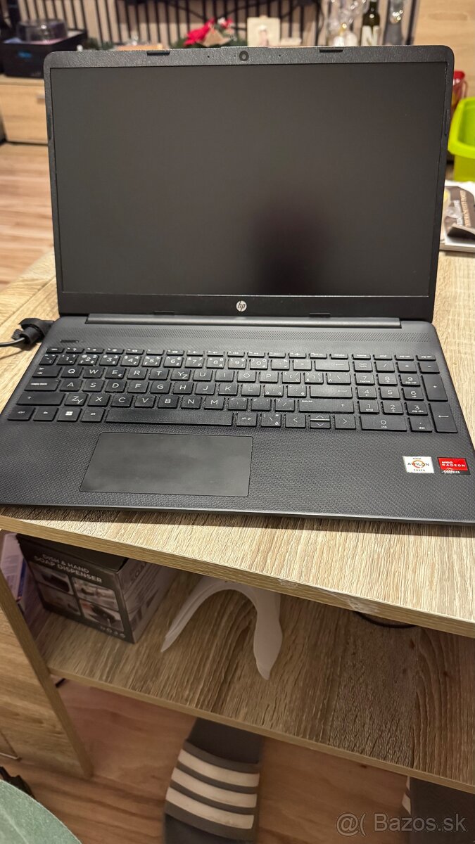 Predám notebook HP - 2