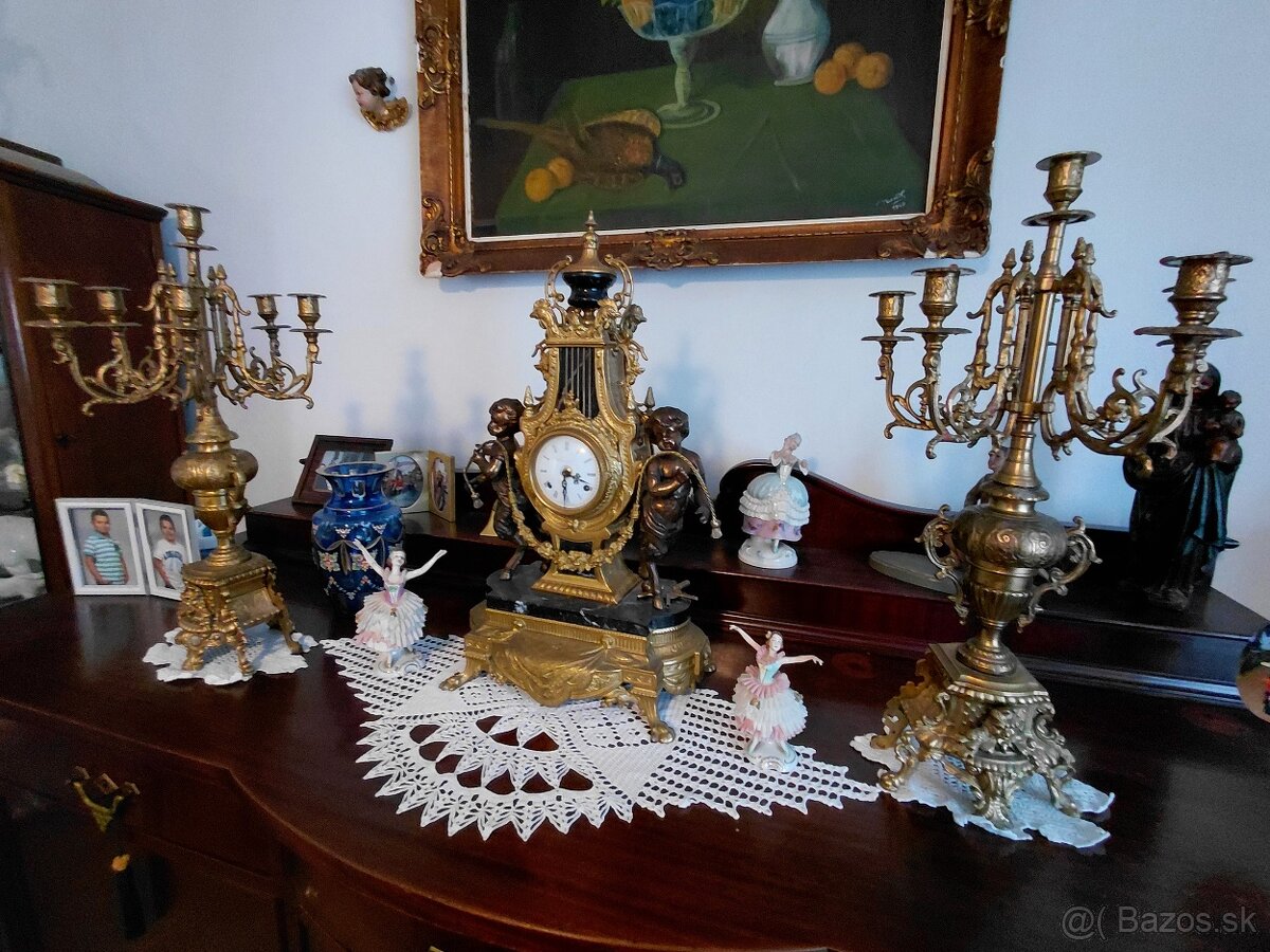 KRBOVE MOSADZNE HODINY + SVIETNIKY - 2