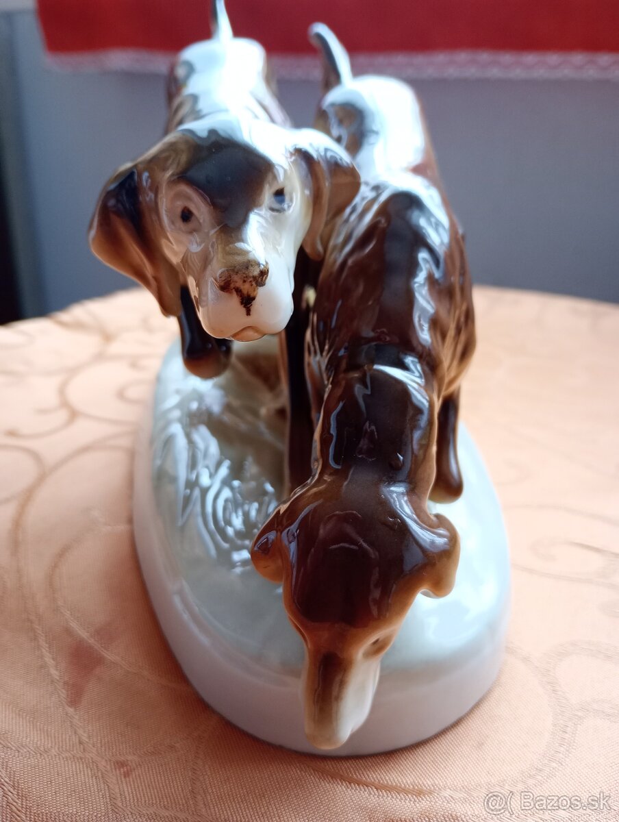 Soška porcelánových psov - 2