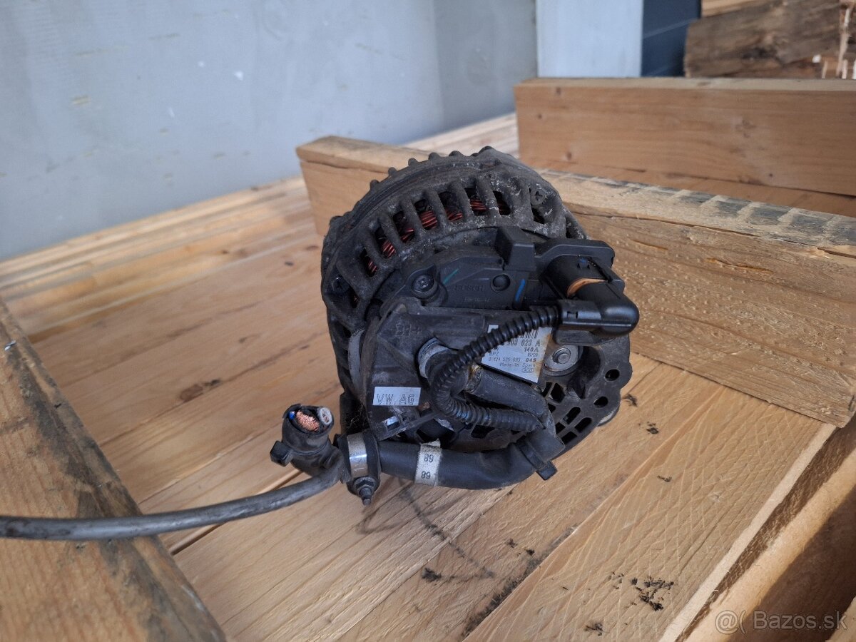 Predám alternátor 140A ,03C903023A - 2