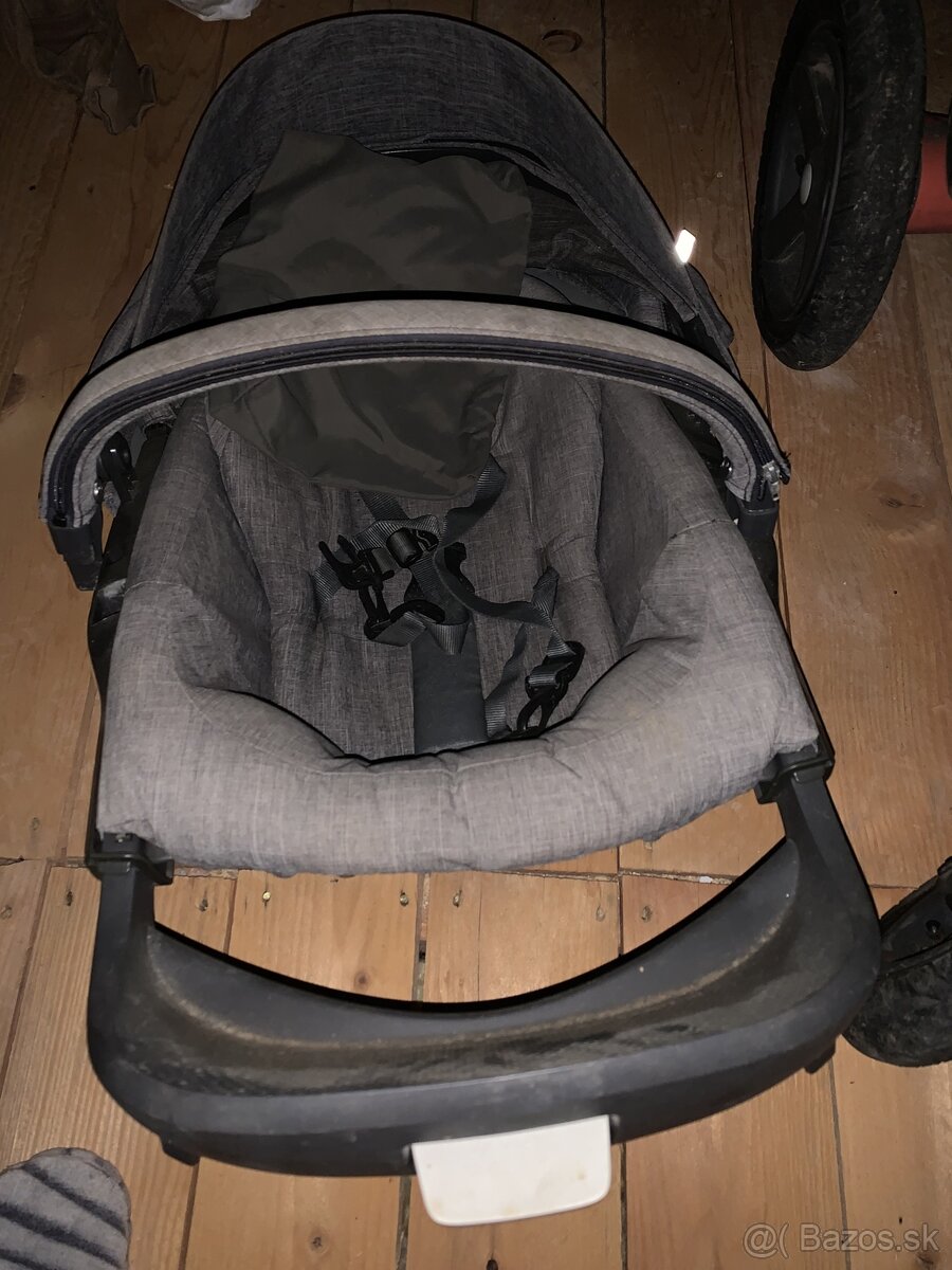 Kočiar Stokke - 2