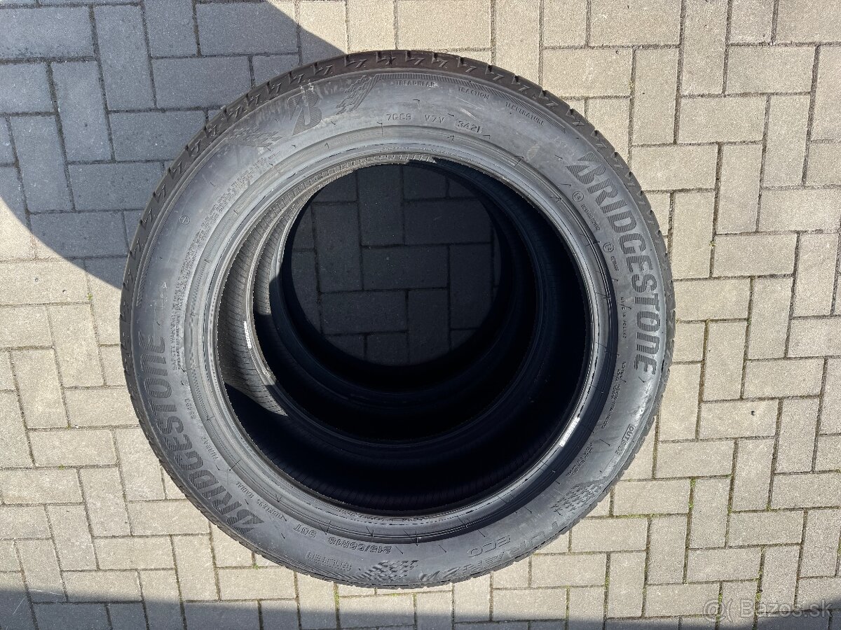 215/55R18 Bridgestone - 2