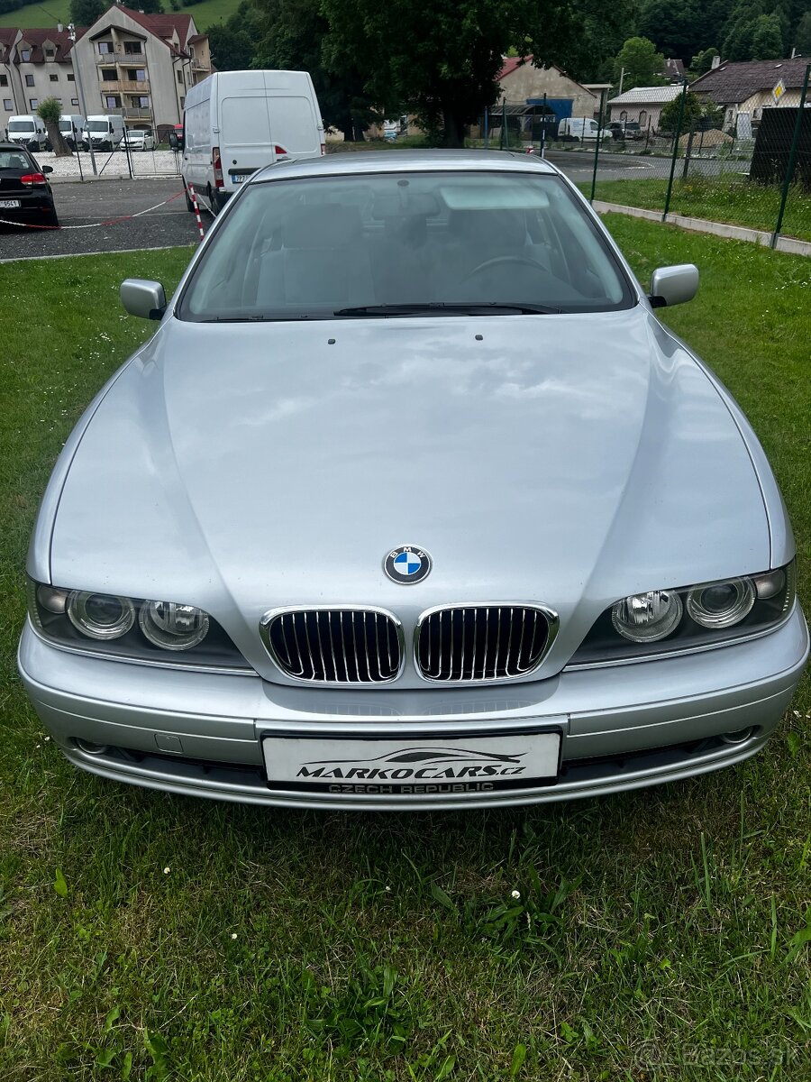BMW Řada 5 525i PĚKNÝ STAV - 2