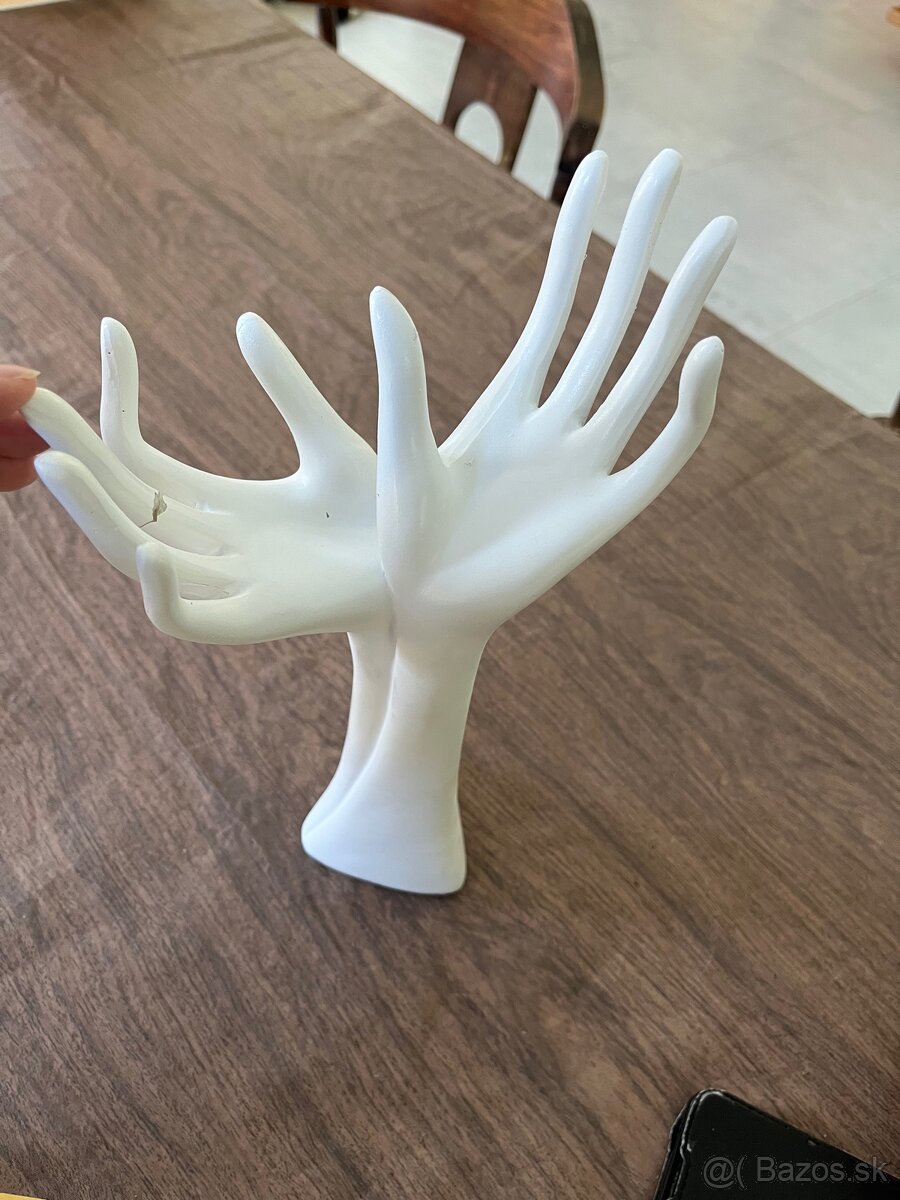 Drziak na prstene - 2