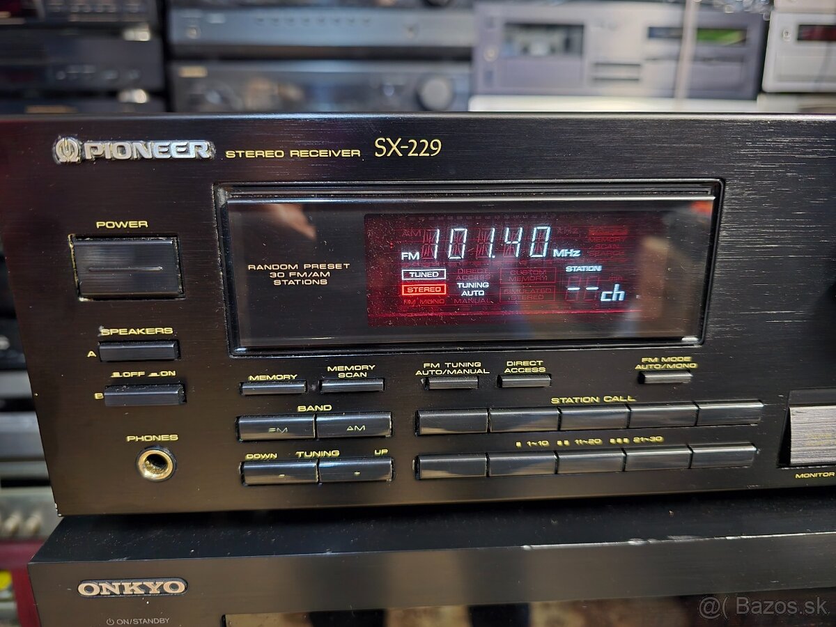 Pioneer SX-229 stereo receiver - 2