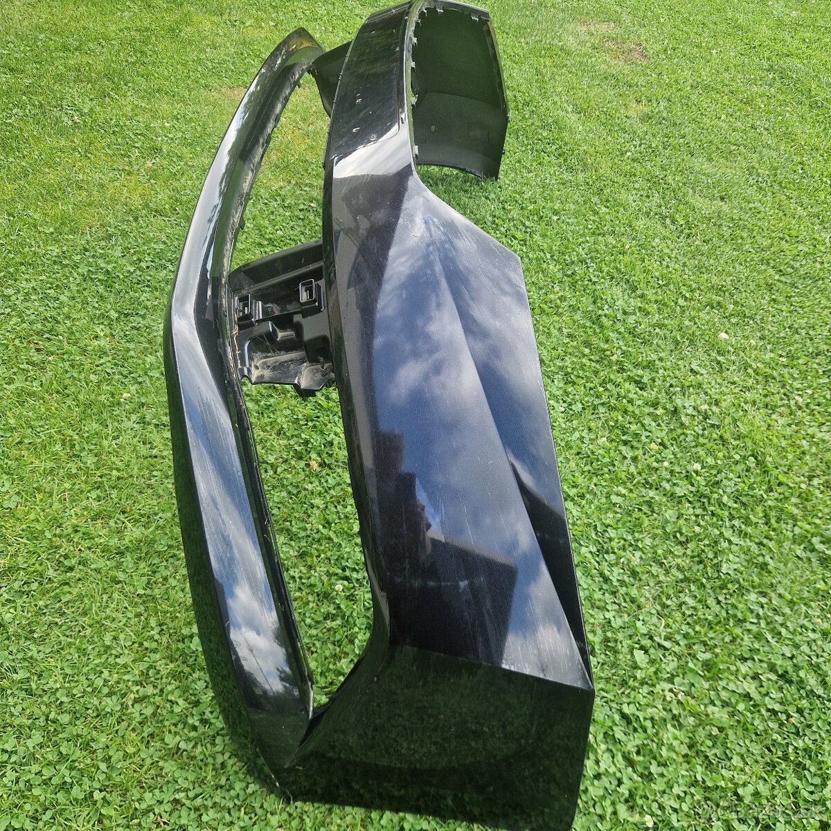 Prodám přední náraznik škoda Fabia 3 facelift - 2