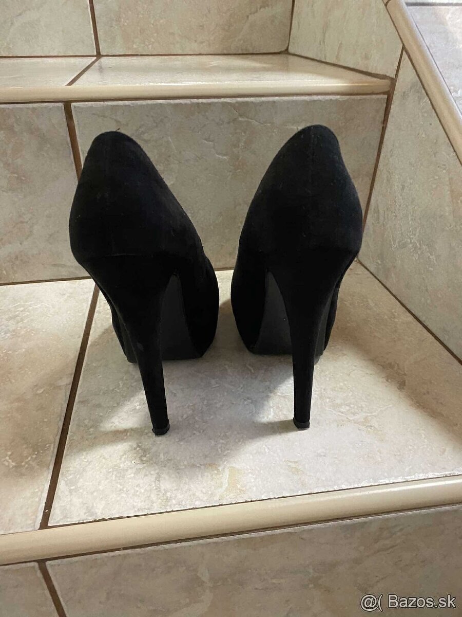 Čierne lodičky - 2