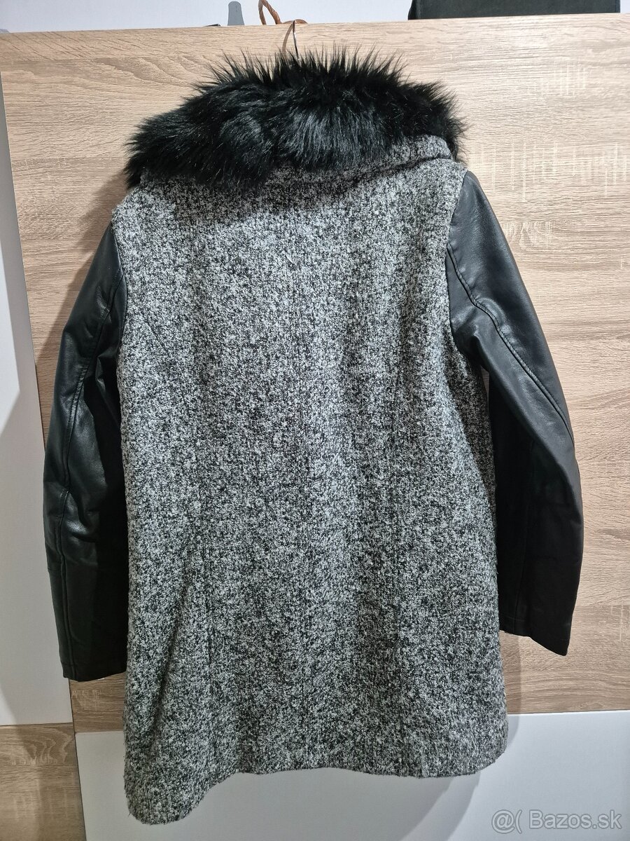 Elegantný kabátik zn. F&F - 2