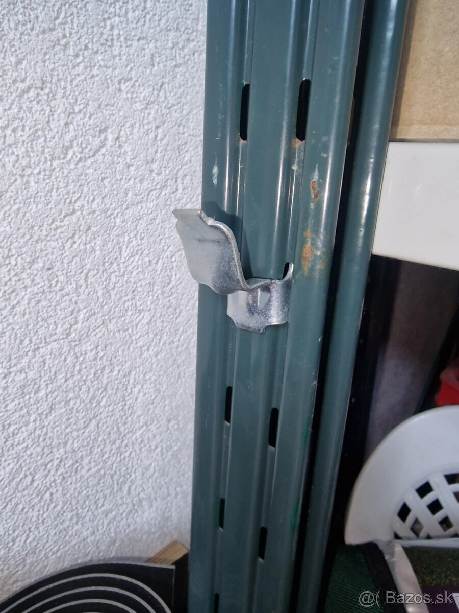 Kupim tento regal - 2