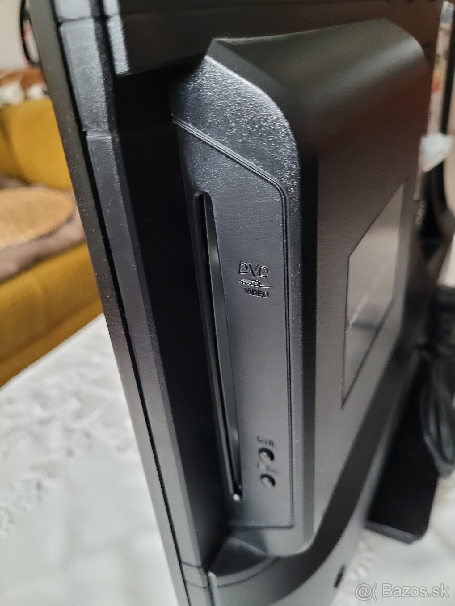 Televízor plus DVD - 2