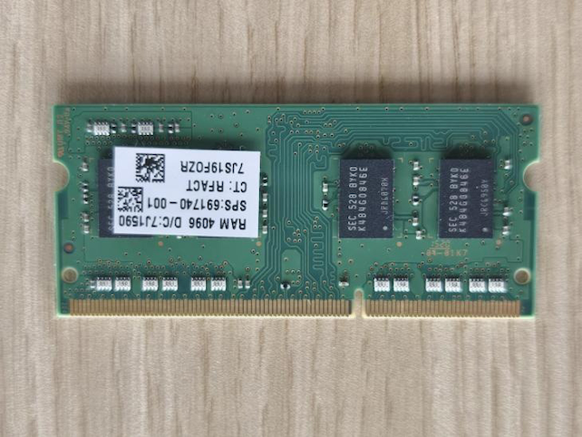 Predám pamäť DDR3L - 2