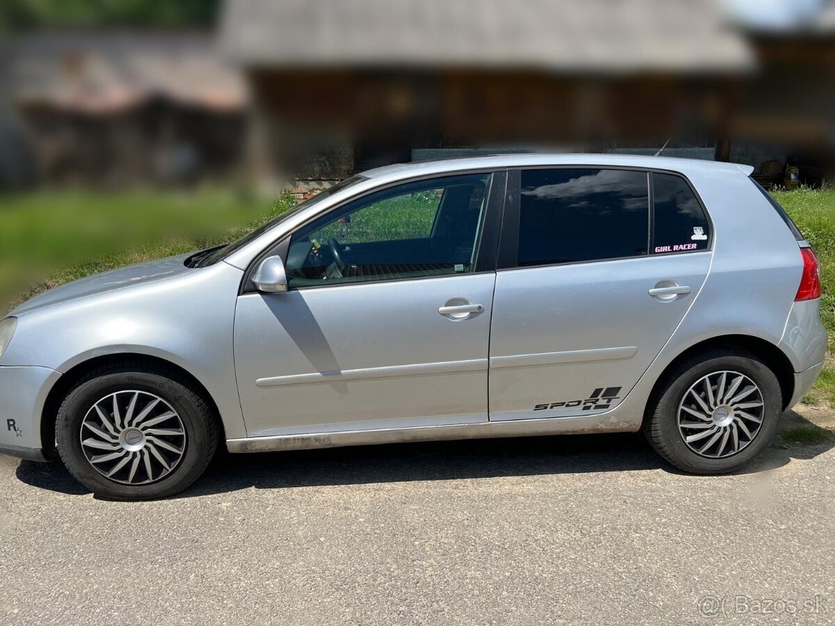 Volkswagen Golf 5 2.0tdi - 2
