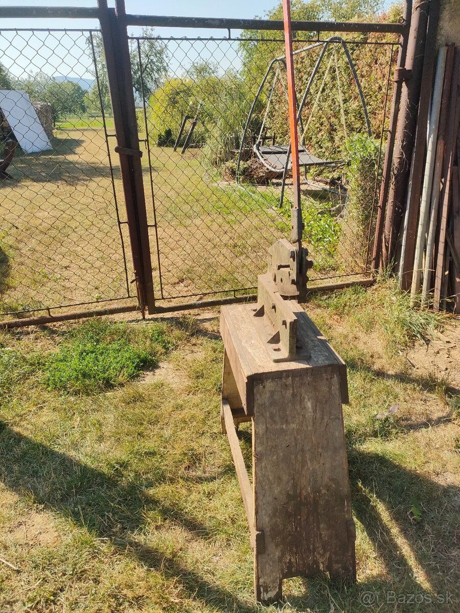 Predám ručné pákové nožnice na plech - 2