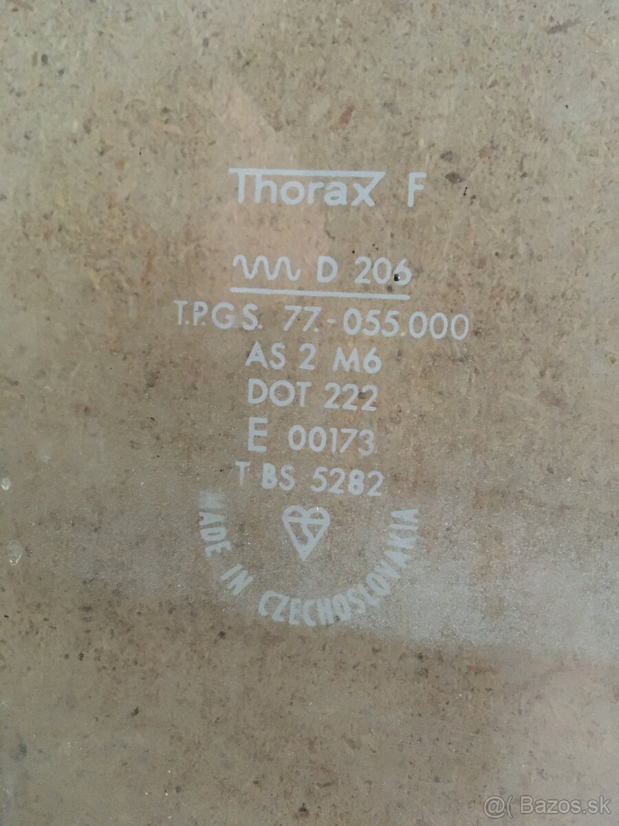 Sklo dvere ŠKODA 105, 120, s tesnením - 2