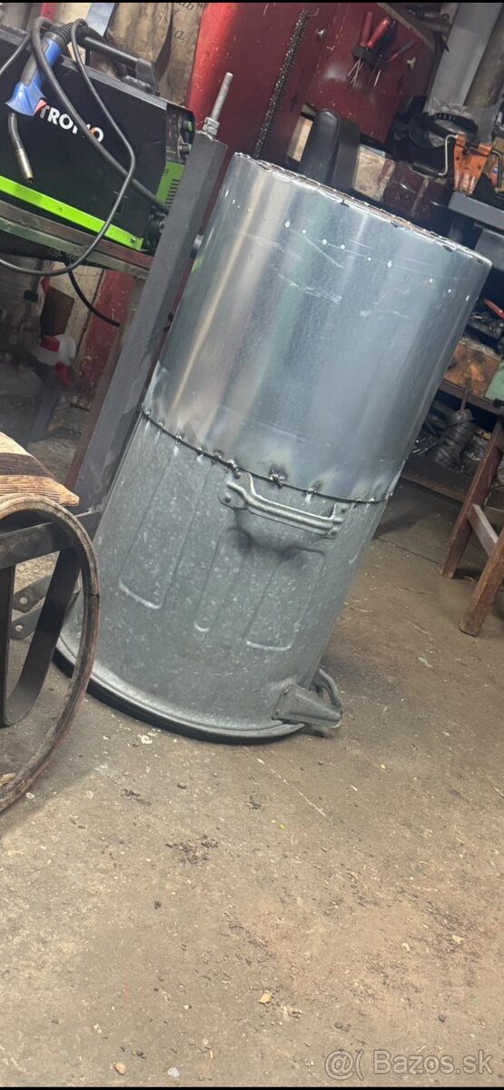 Plechová smetná nádoba - 2