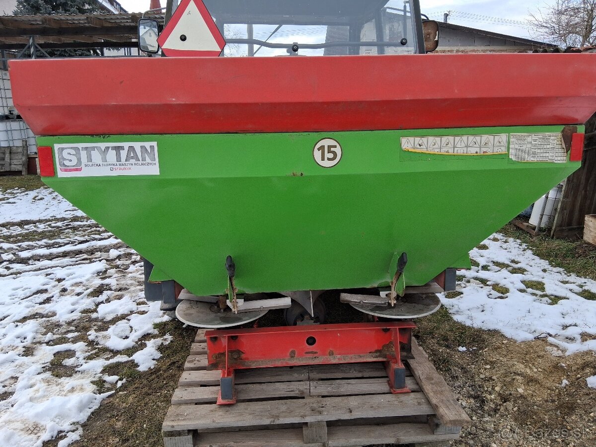 Rozmetadlo umelého hnojiva - 2