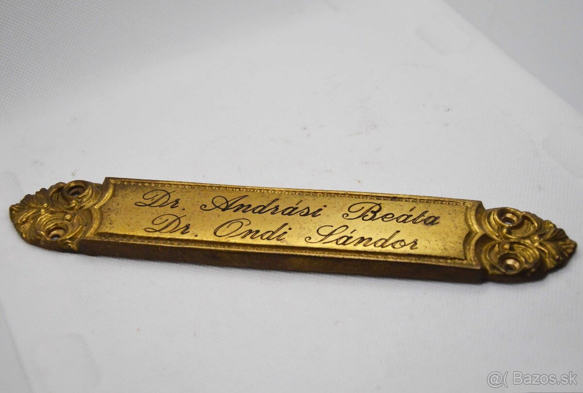 Stará mosadzná menovka 21x3,8cm - 2