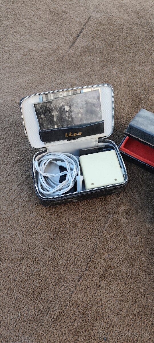 Retro holiace strojčeky - 2