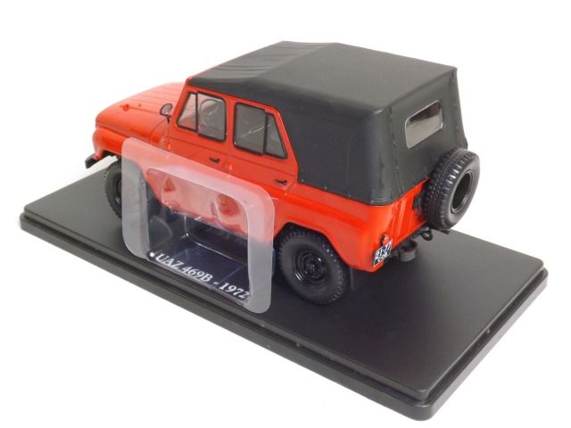 UAZ 469 1:24 - 2