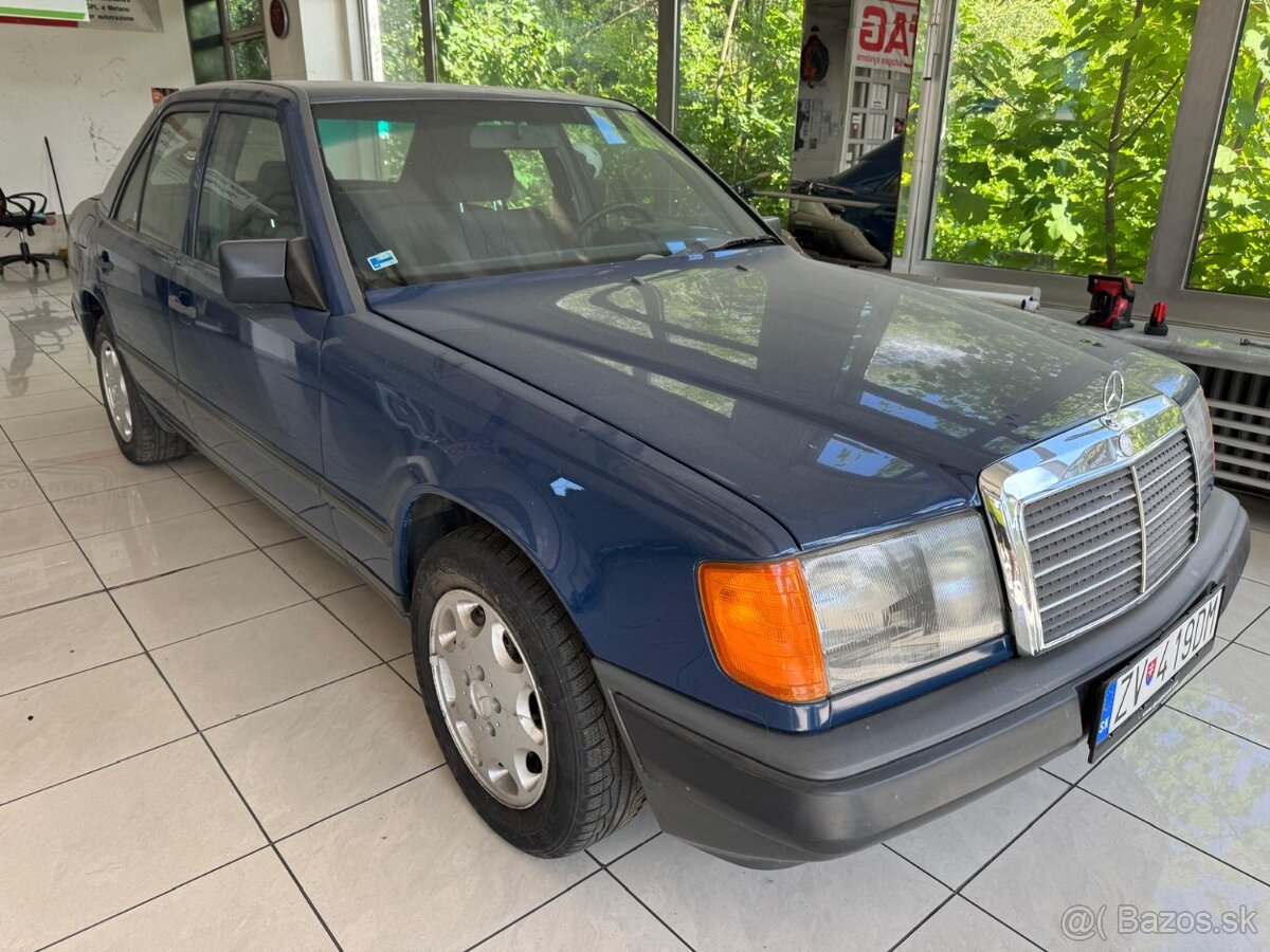 Mercedes-Benz 200 124 - 2