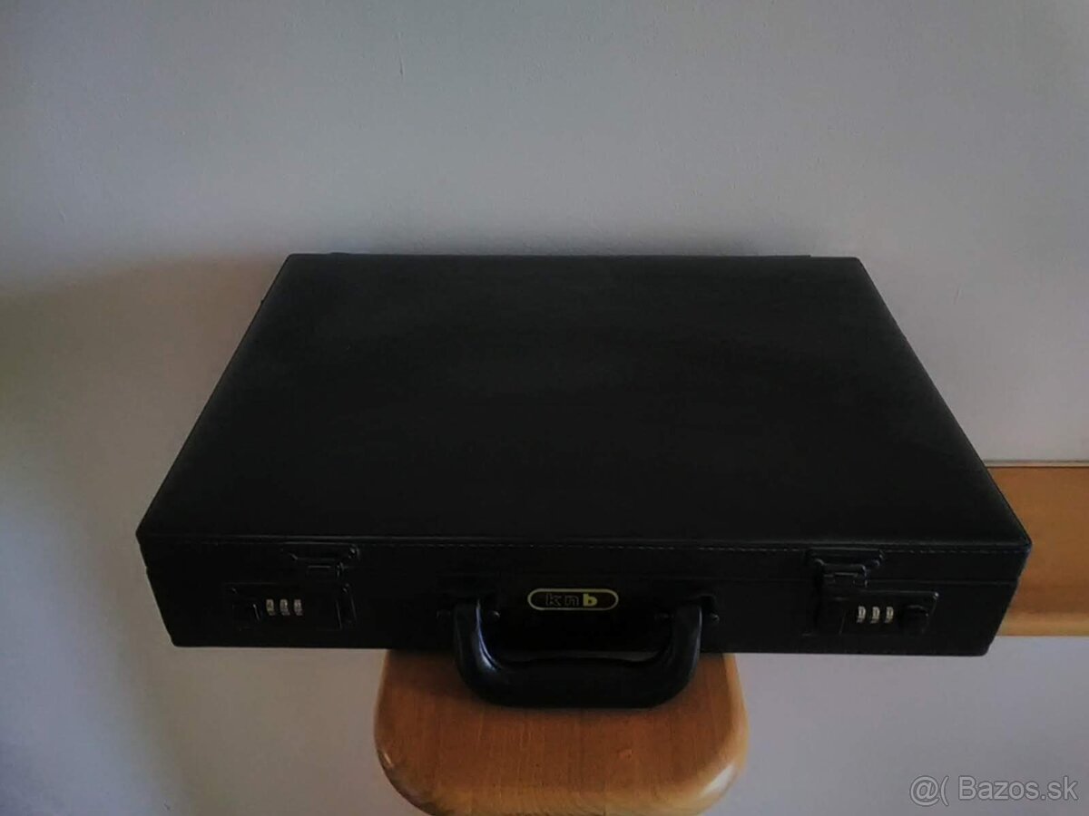 Uzamykací kufrík - 2