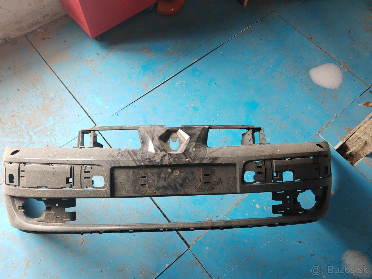 Nárazník renault espace 4 - 2