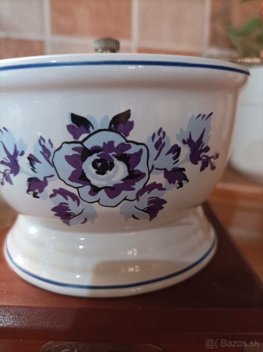 Drevený mlynček na kávu - 2