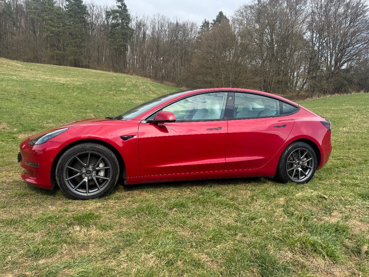 TESLA MODEL 3 LONG RANGE DUAL MOTOR - 2