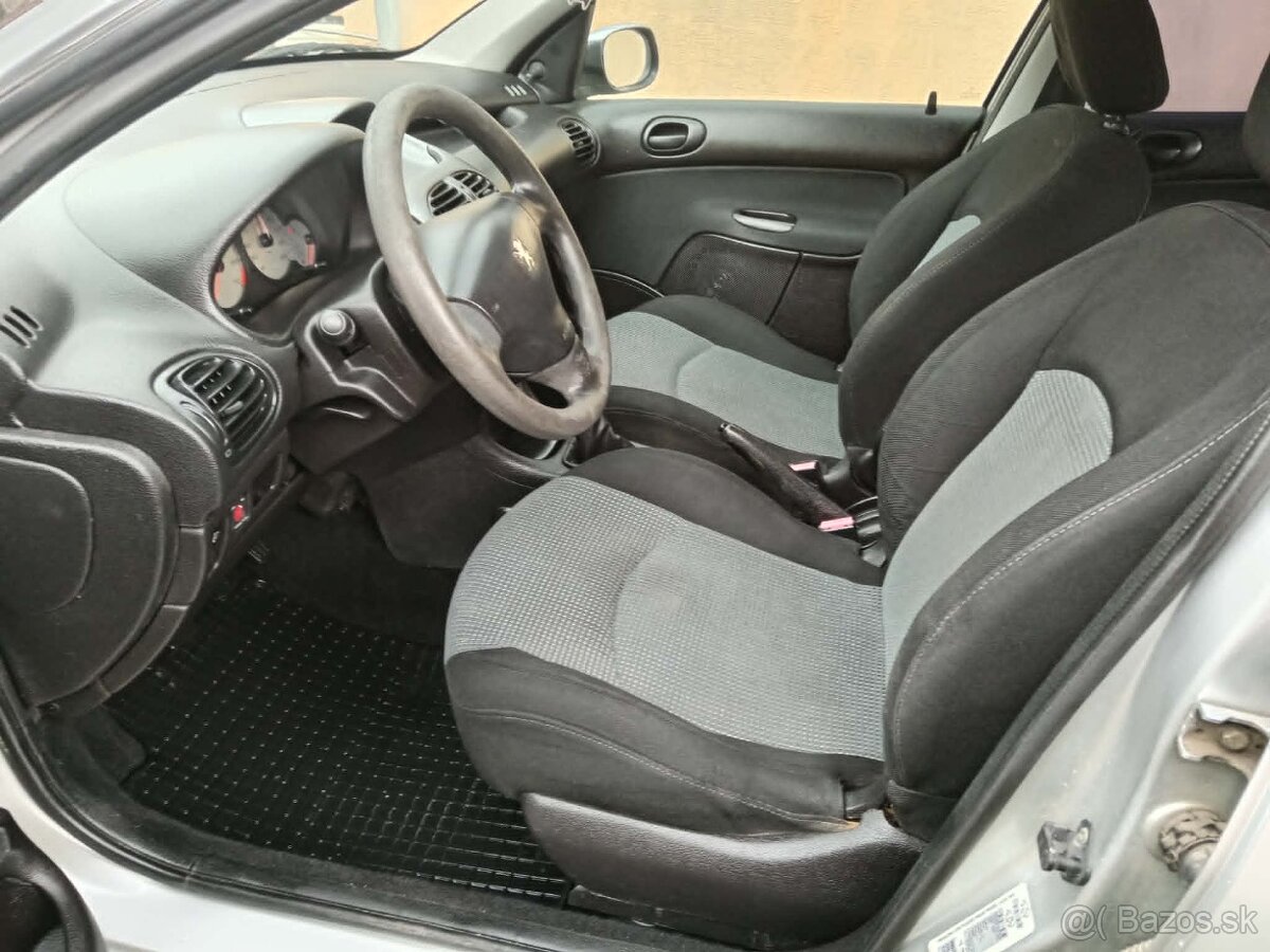 Peugeot 206 - 2