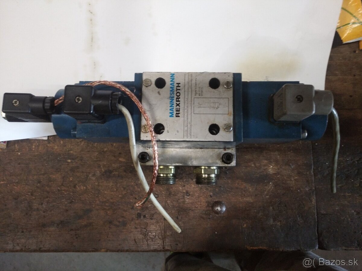 HYDRAULICKÝ ROZDEĽOVAČ ELEKTROVENTIL - 2