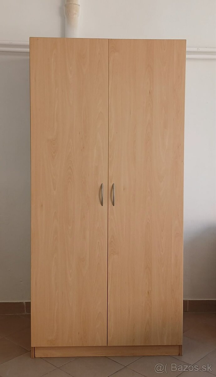 Šatníková skriňa - 2