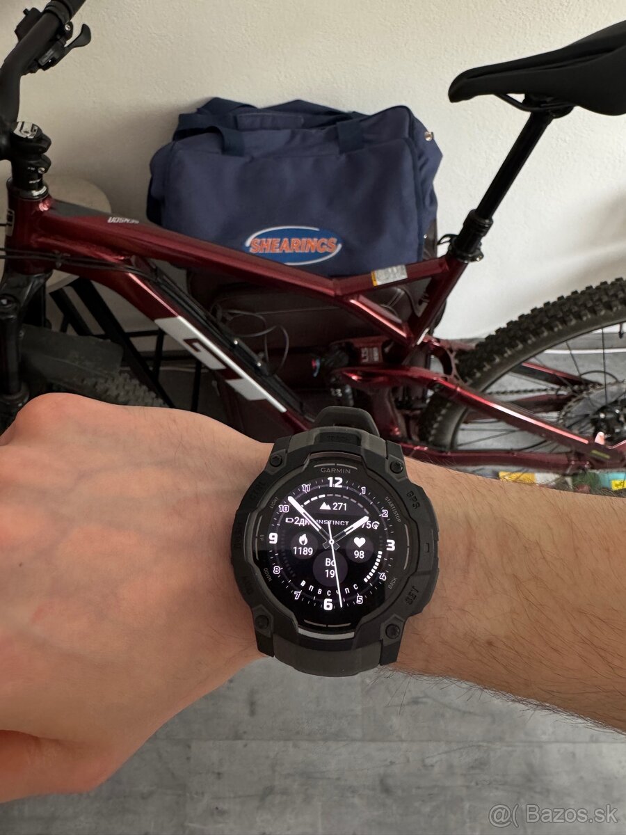 Garmin Instinct 3 50mm Amoled - 2