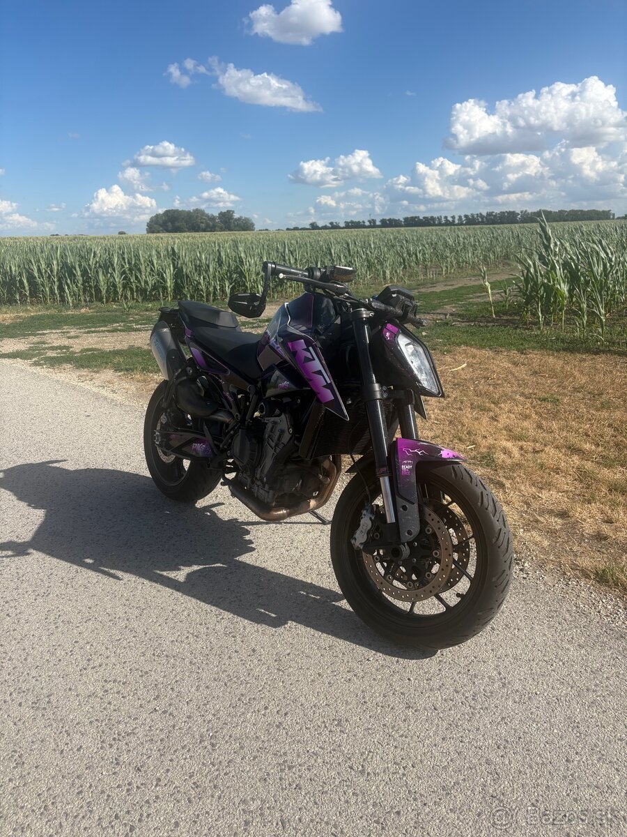 KTM Duke - 35kw ( tech pack ) - 2