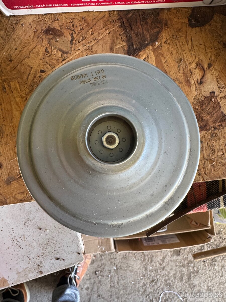 MOTOR DO VYSÁVAČA PHILIPS - 2