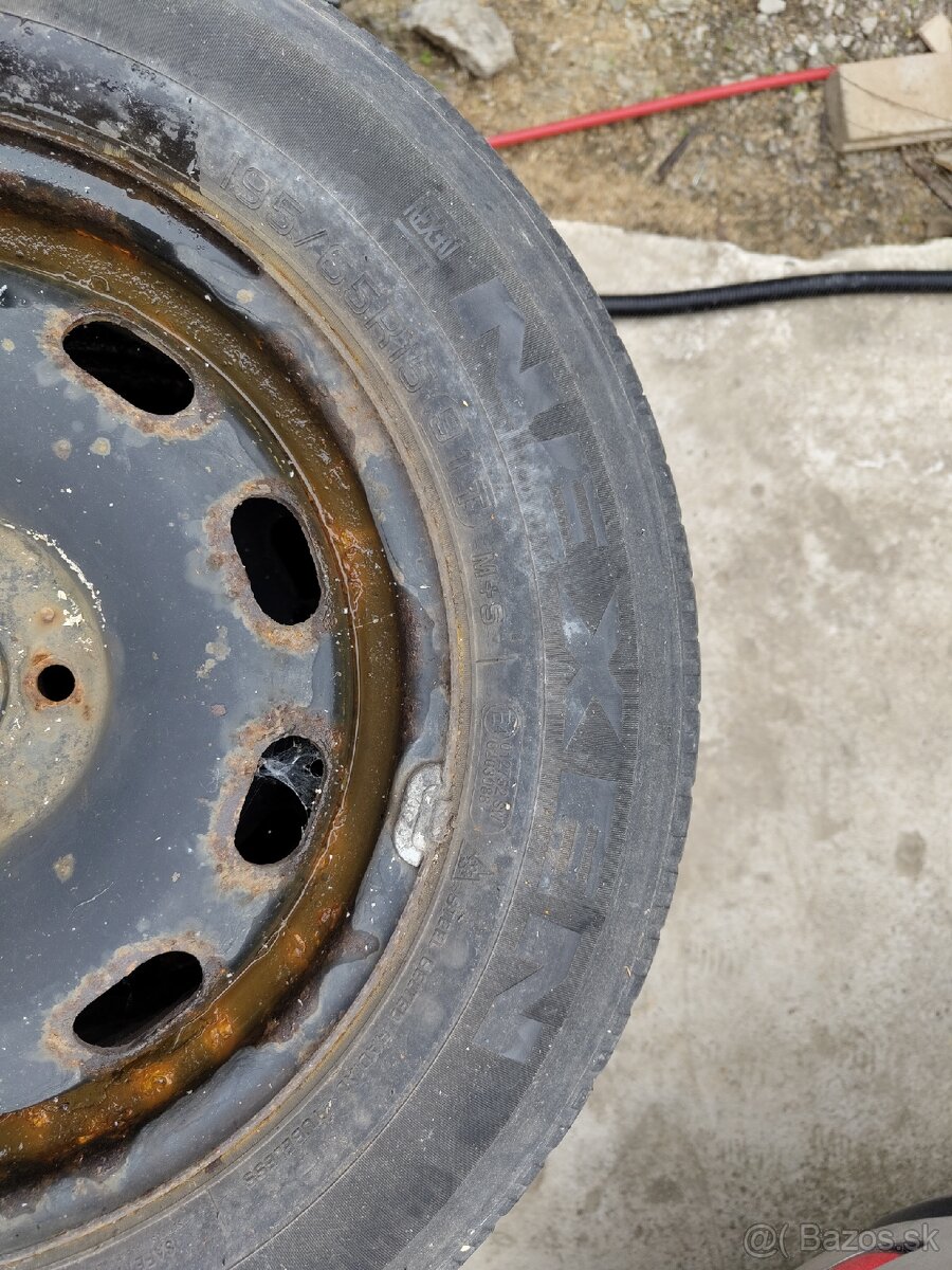 4x plechove disky s gumami (5x100 r15) - 2