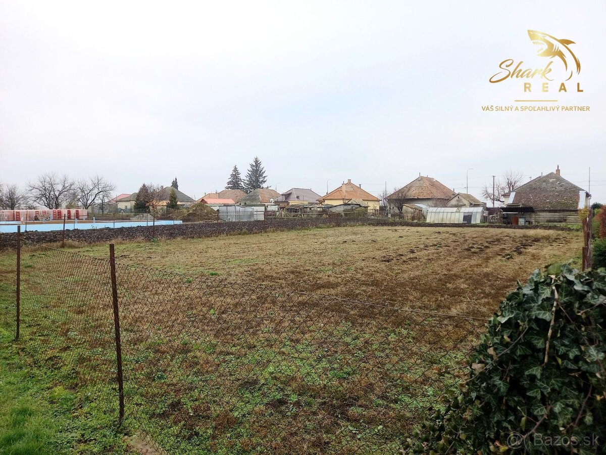 Stavebný pozemok na predaj - 2