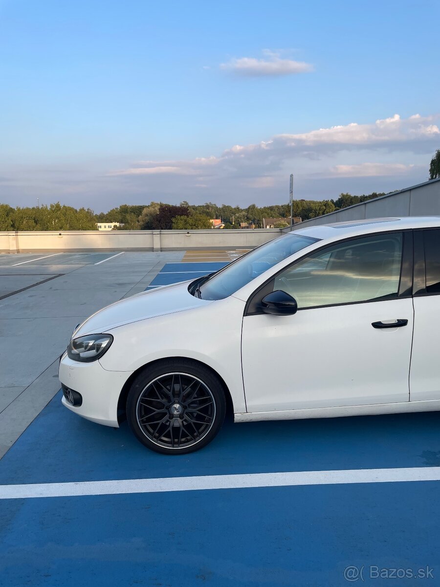 Volkswagen Golf 6, 2.0 TDi, 103 kW - 2