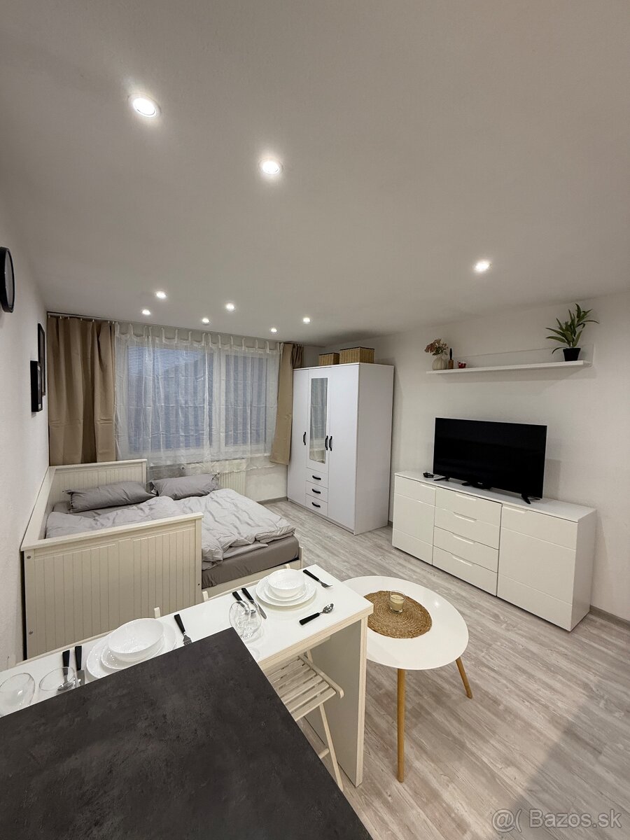 Prenájom garsónky byt – Ružomberok, (Roveň) - 2