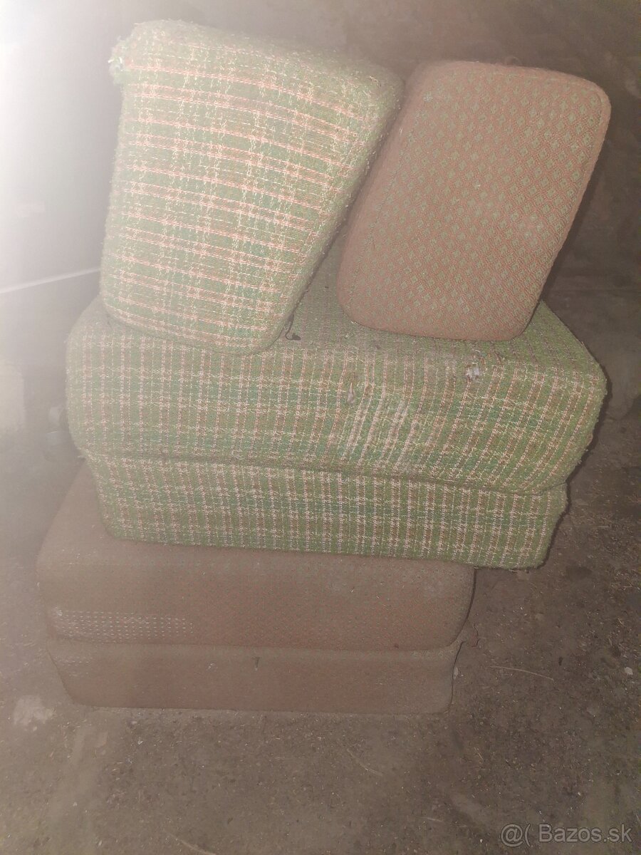 Rozkladacie lehátka - 2