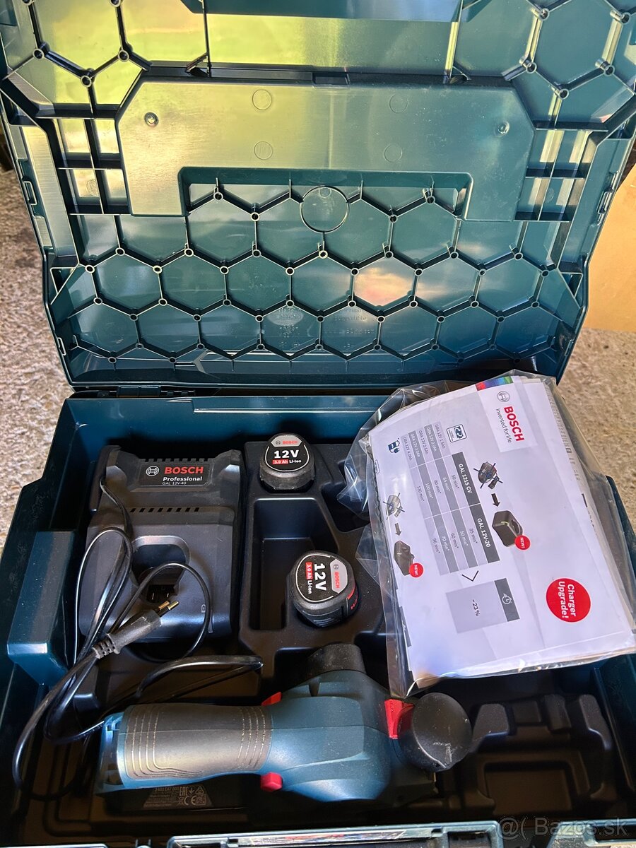 Bosh akumulatorovy hoblik s bateriami a nabijackou - 2